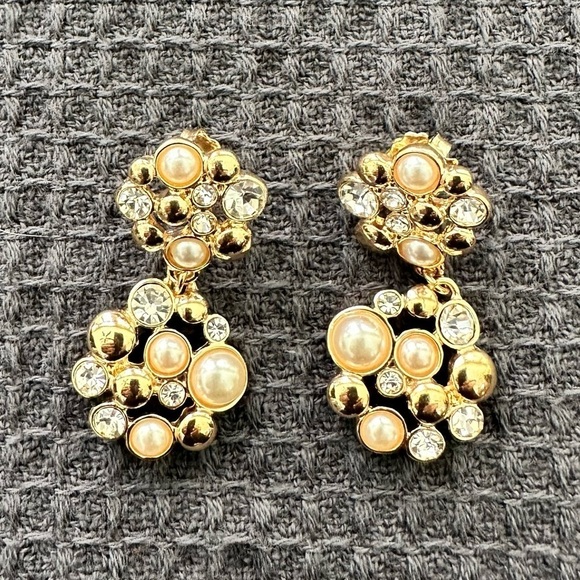 Mob Wife Glam Glitzy Romantic Feminine Gold, Crystal & Pearl Earrings. - Picture 1 of 8